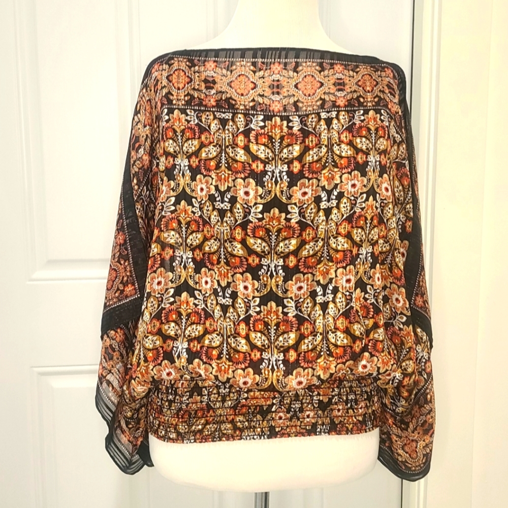 Max Studio crepe handkerchief sleeve blouse. Sz M